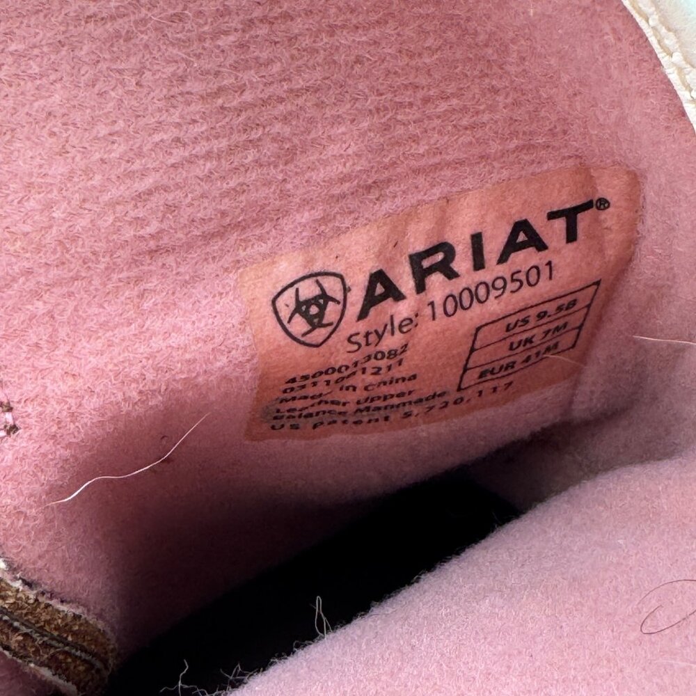 Ariat Women's Fatbaby Heritage Dapper Western Boots are identified by the style - Picture 15 of 16